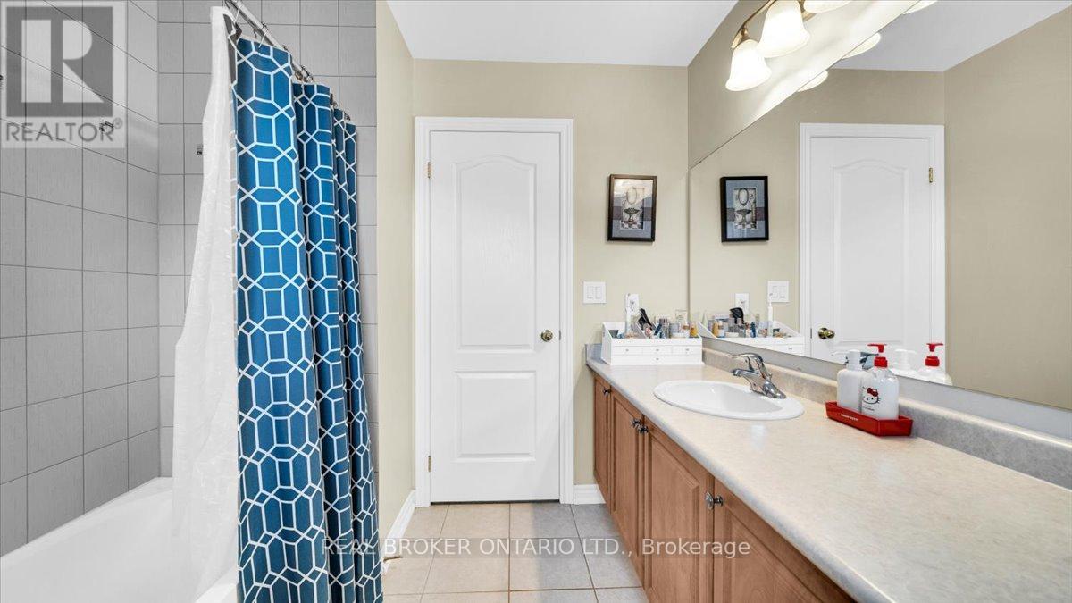 636 Serafini Crescent, Milton, Ontario  L9T 7P1 - Photo 30 - W13801492