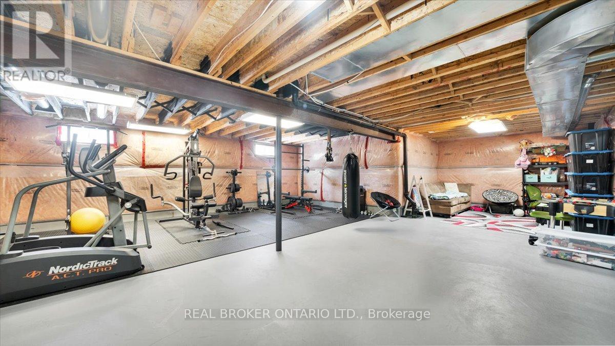 636 Serafini Crescent, Milton, Ontario  L9T 7P1 - Photo 33 - W13801492