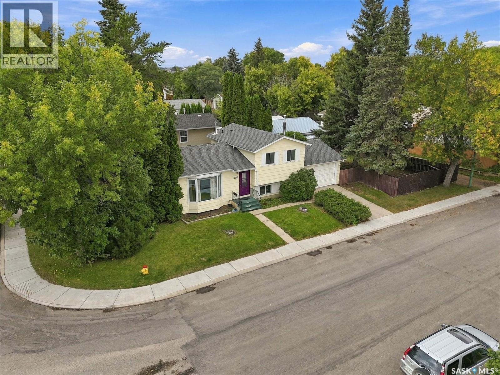 502 Michener Way, Saskatoon, Saskatchewan  S7L 5V4 - Photo 3 - SK048113