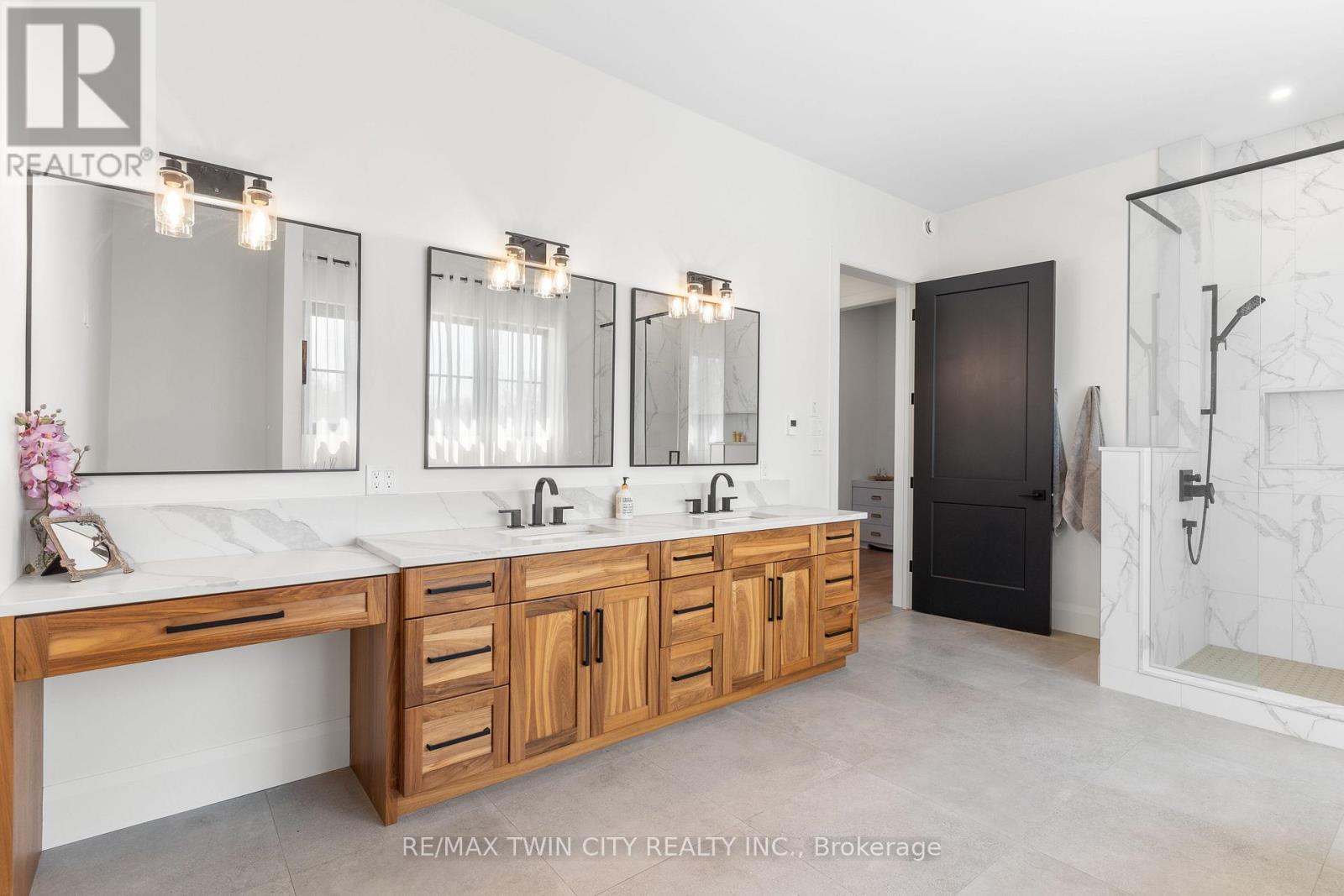 742 Country Squire Road, Waterloo, Ontario  N2J 4G8 - Photo 31 - X13801188