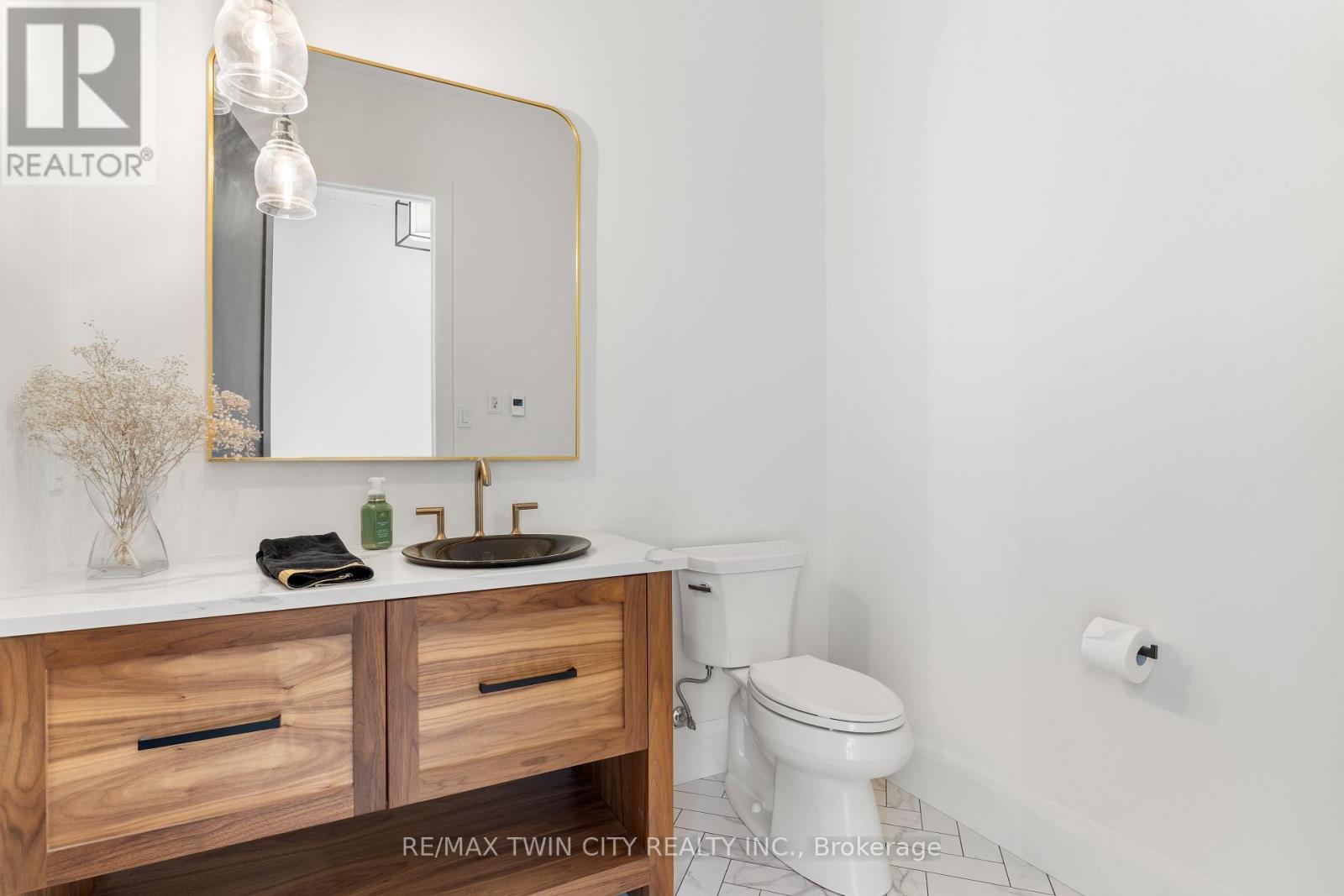 742 Country Squire Road, Waterloo, Ontario  N2J 4G8 - Photo 35 - X13801188