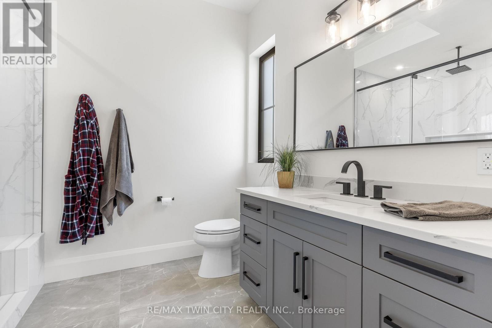 742 Country Squire Road, Waterloo, Ontario  N2J 4G8 - Photo 43 - X13801188
