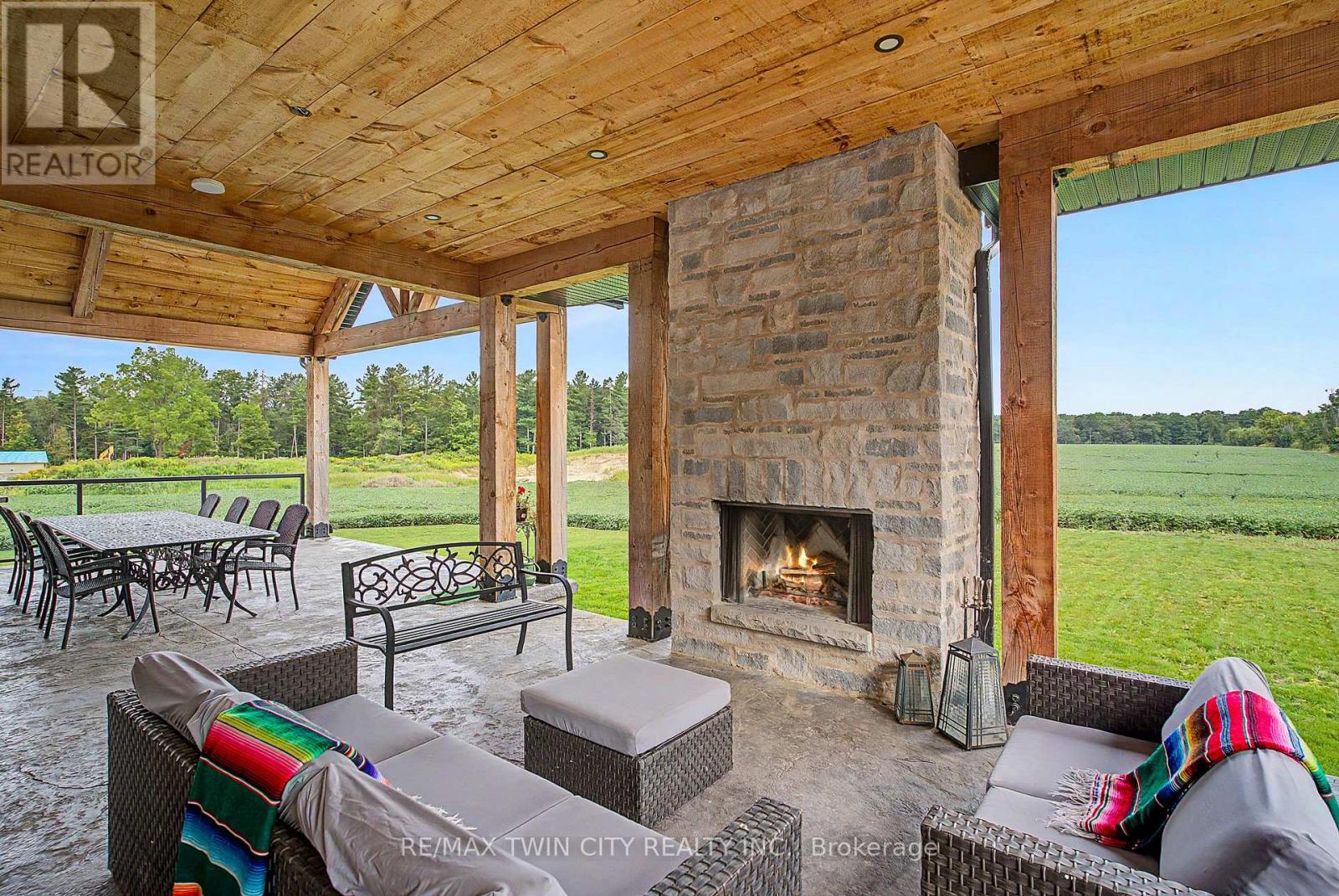 742 Country Squire Road, Waterloo, Ontario  N2J 4G8 - Photo 46 - X13801188