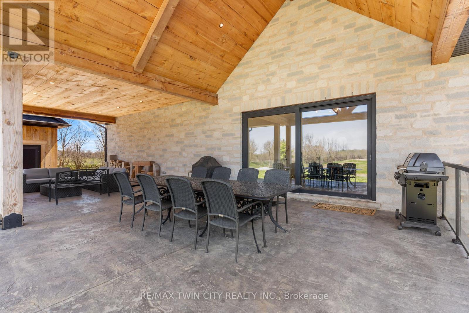 742 Country Squire Road, Waterloo, Ontario  N2J 4G8 - Photo 47 - X13801188