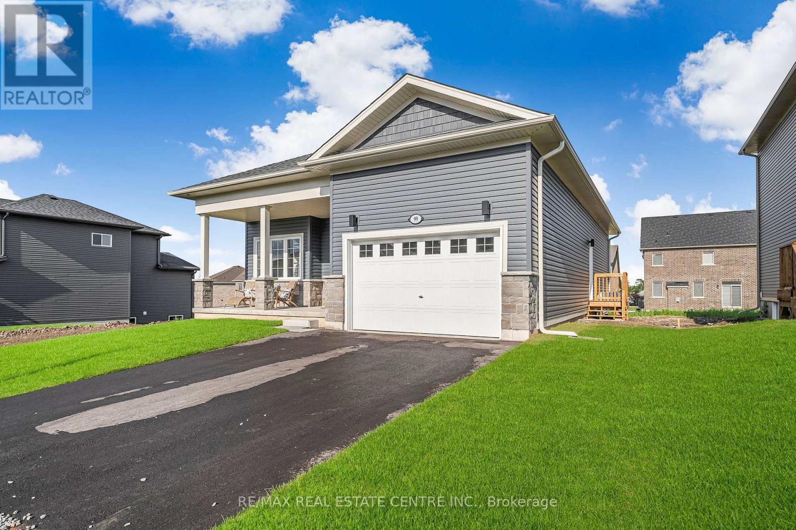 99 HILLCREST ROAD, Port Colborne, Ontario