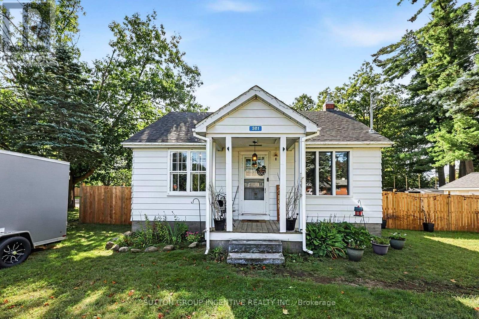 381 DAVID STREET E, Gravenhurst, Ontario