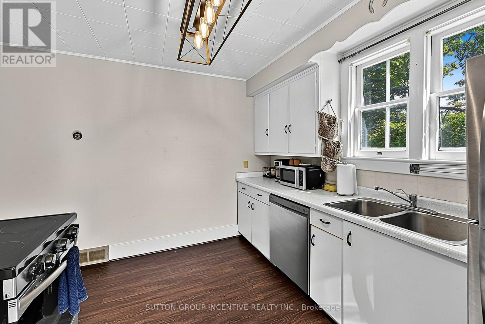 381 David Street E, Gravenhurst, Ontario  P1P 1L9 - Photo 17 - X13801414