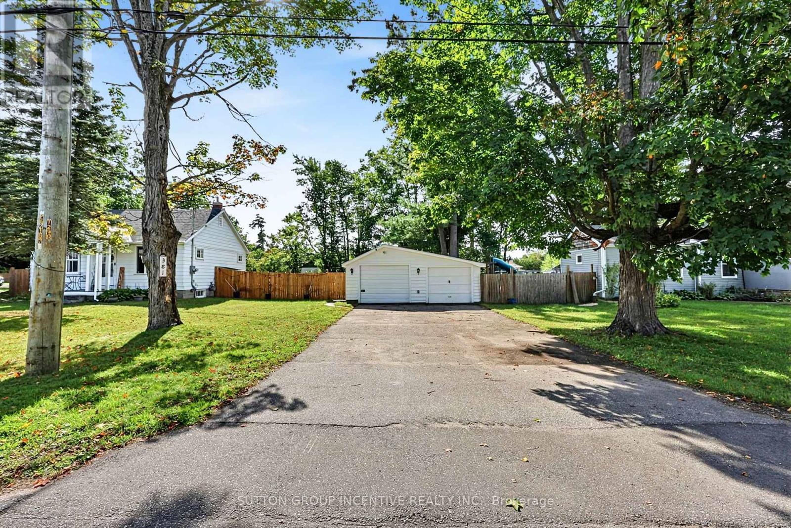 381 David Street E, Gravenhurst, Ontario  P1P 1L9 - Photo 2 - X13801414