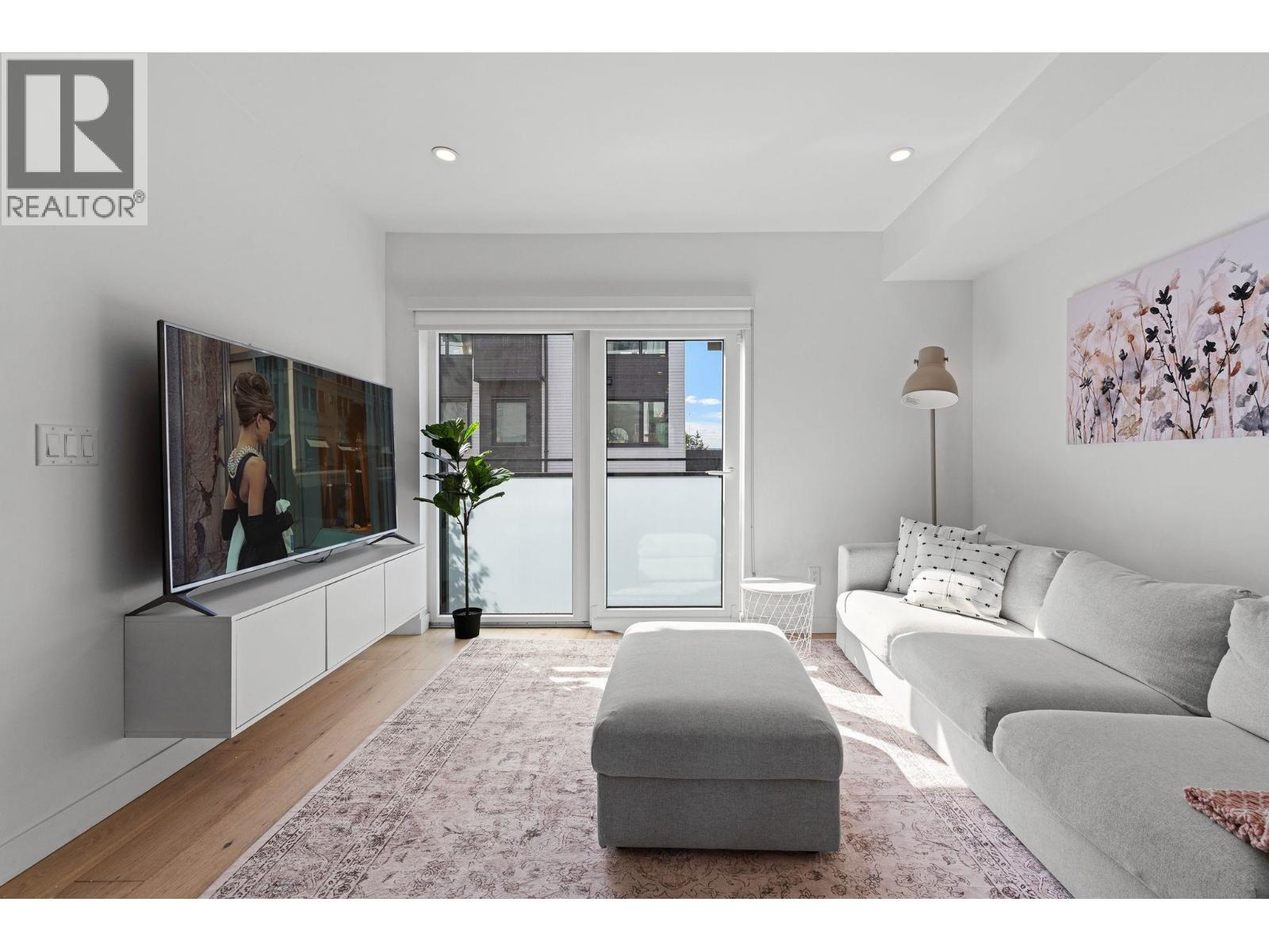 125 649 E 3rd Street, North Vancouver, British Columbia  V7L 1G6 - Photo 12 - R3165220