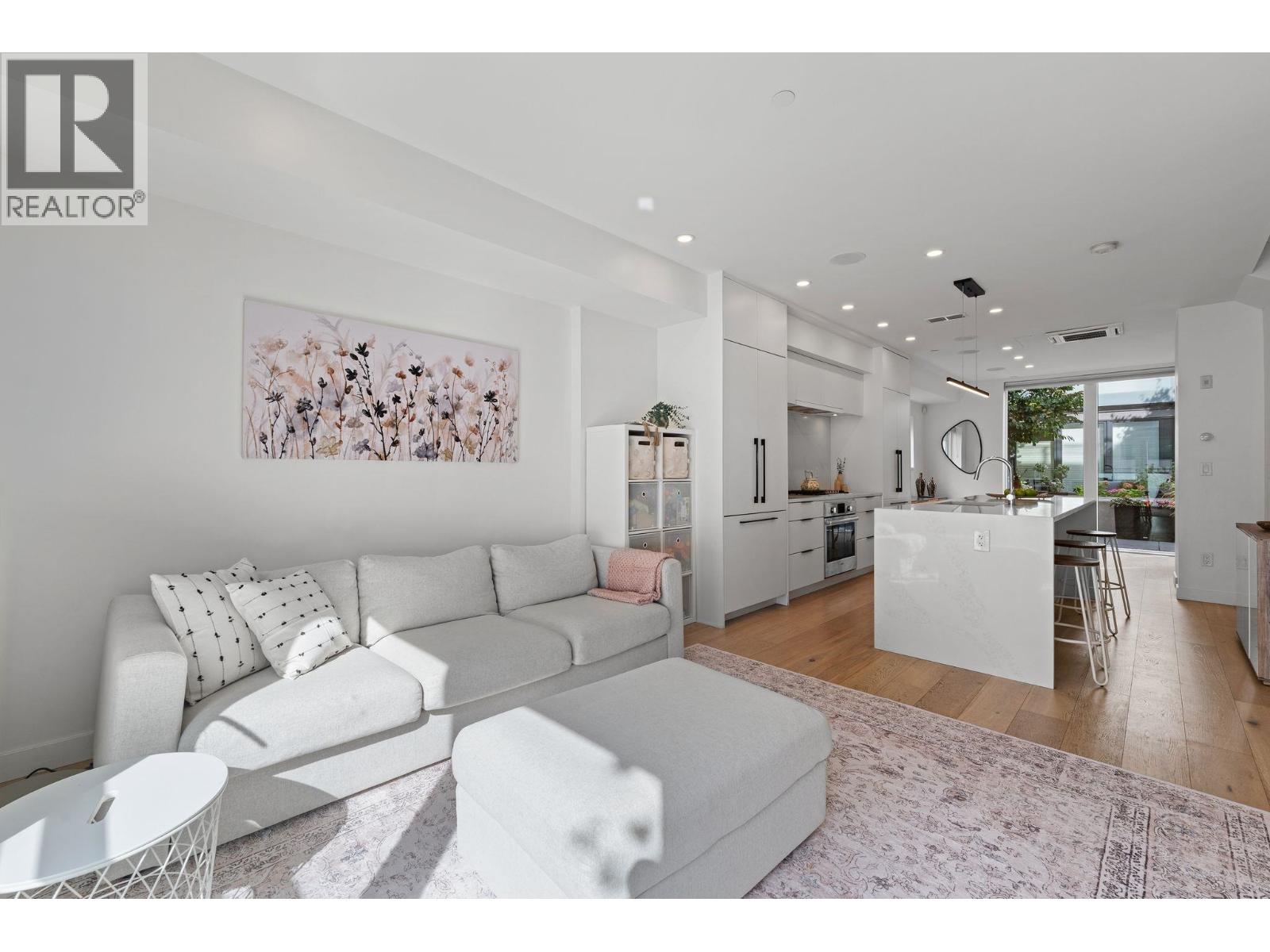 125 649 E 3rd Street, North Vancouver, British Columbia  V7L 1G6 - Photo 11 - R3165220
