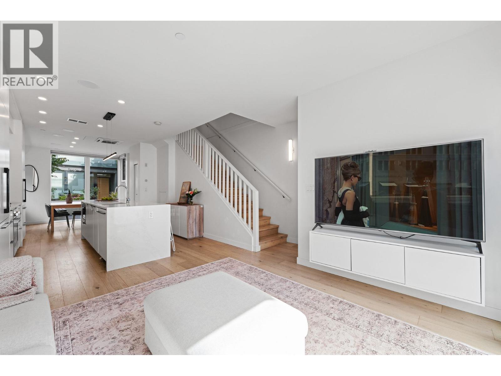 125 649 E 3rd Street, North Vancouver, British Columbia  V7L 1G6 - Photo 13 - R3165220