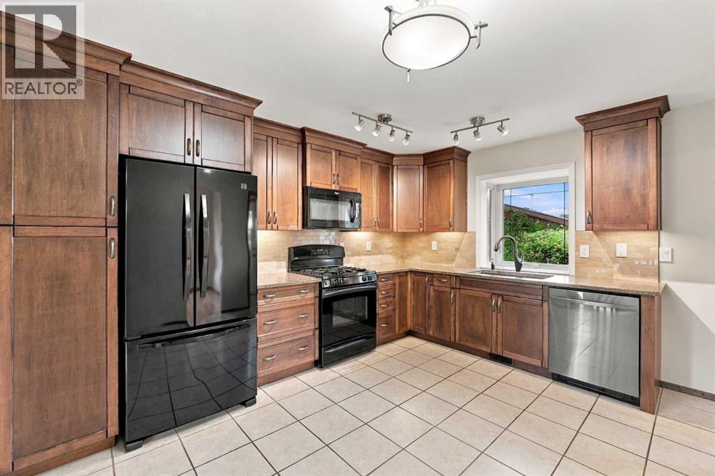 102 Richards Crescent, Red Deer, Alberta  T4P 3B8 - Photo 3 - A2345447
