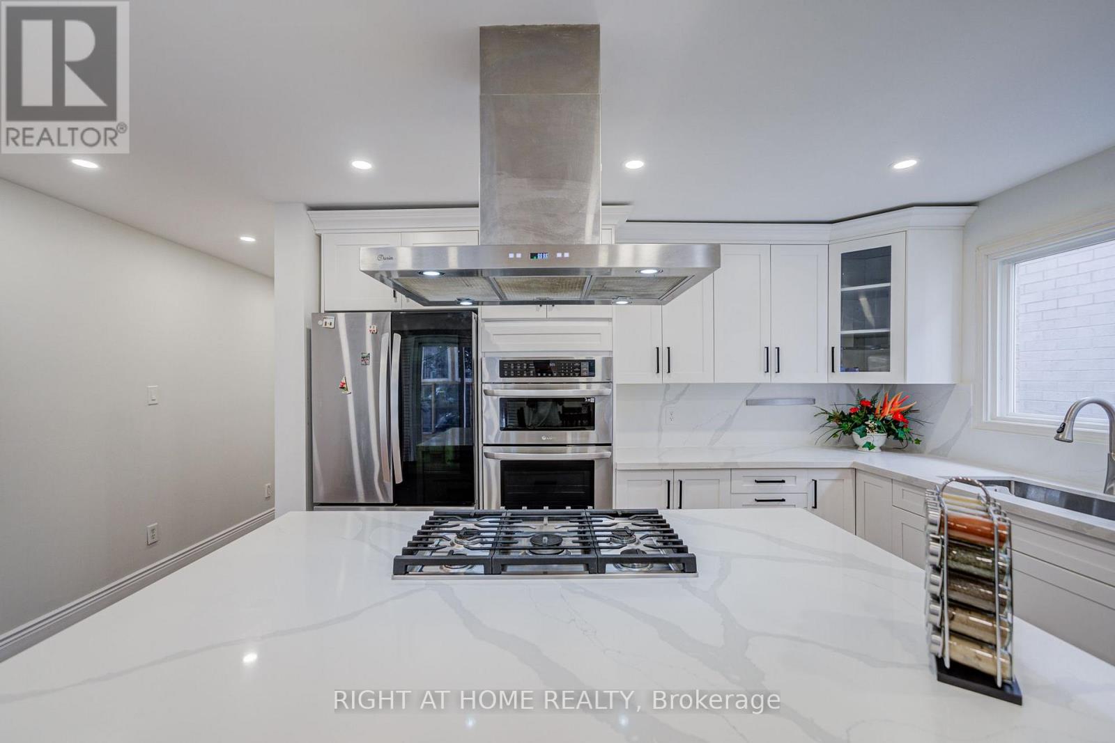 71 Bayhampton Crescent, Vaughan, Ontario  L4J 7H2 - Photo 13 - N13800962