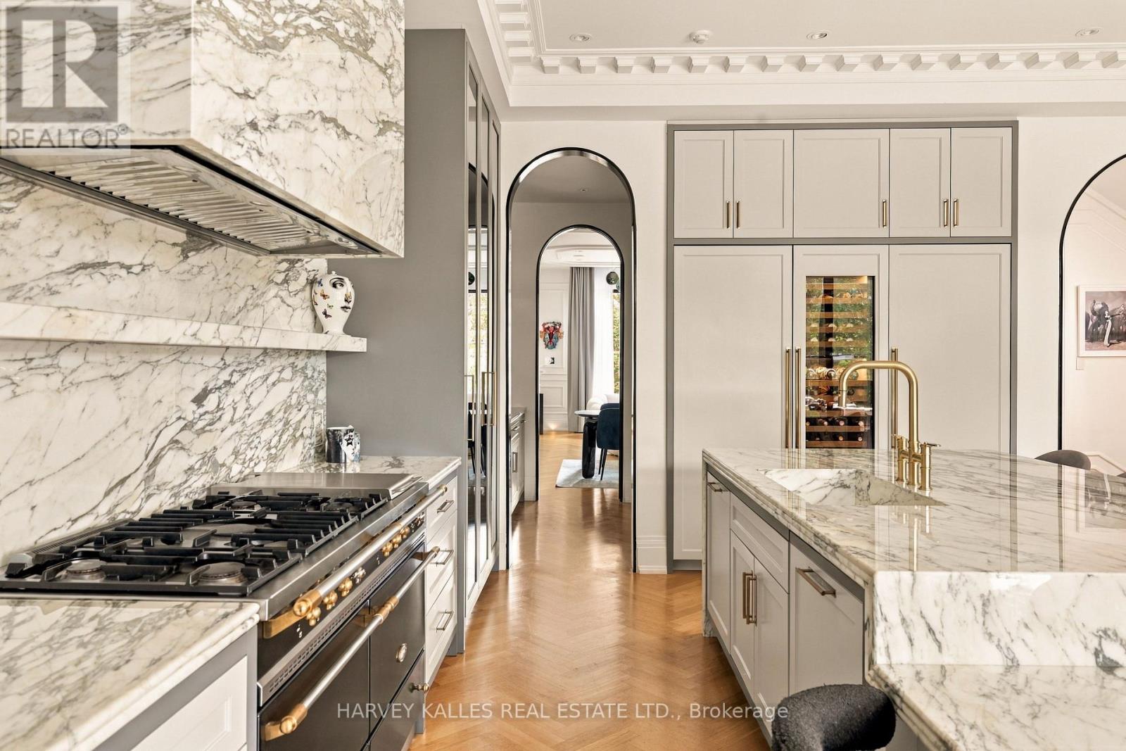 363 Bedford Park Avenue, Toronto, Ontario  M5M 1J9 - Photo 13 - C13795772