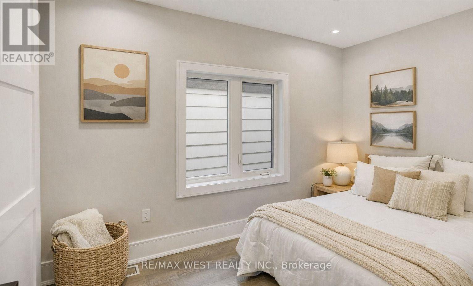 94 Lake Crescent, Toronto, Ontario  M8V 1W1 - Photo 11 - W13801480