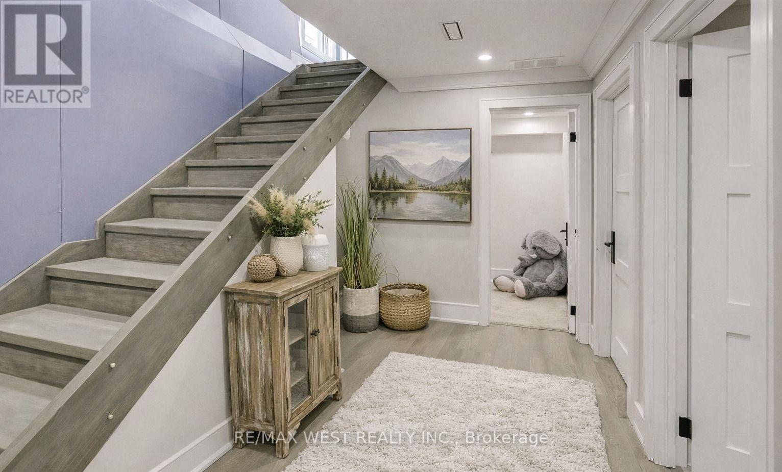 94 Lake Crescent, Toronto, Ontario  M8V 1W1 - Photo 16 - W13801480