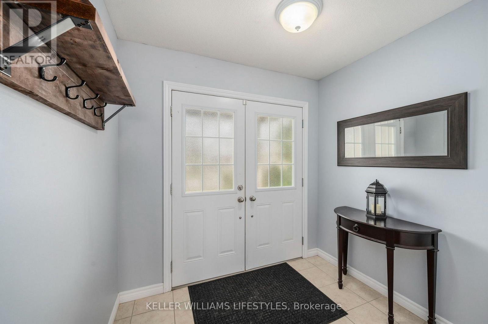 1179 Silverfox Drive, London North, Ontario  N6G 0C8 - Photo 4 - X13801562