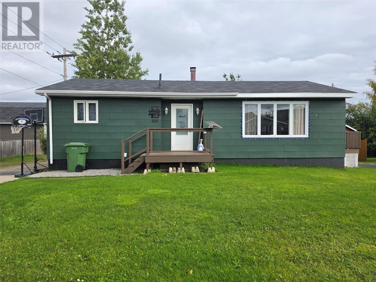 900 Bartlett Drive, Labrador City