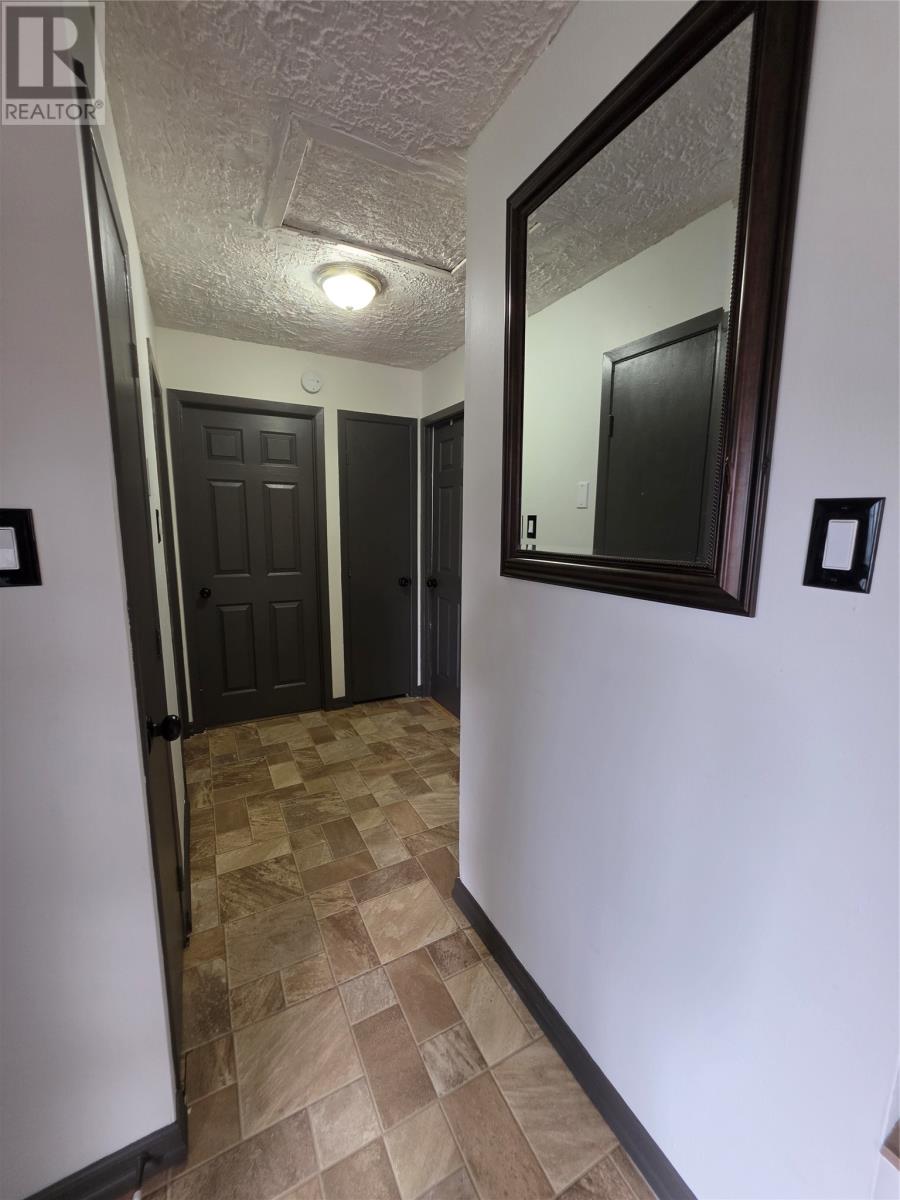 900 Bartlett Drive, Labrador City — photo 12