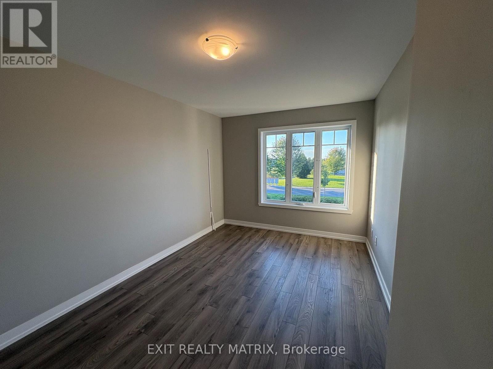 207 - 83 St Moritz Trail, Russell, Ontario  K0A 1W0 - Photo 12 - X13801678