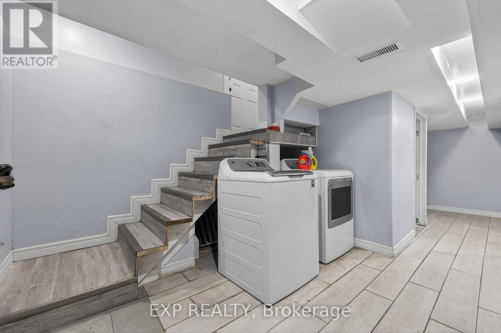 4576 Fourth Avenue, Niagara Falls, Ontario  L2E 4N6 - Photo 28 - X13801594