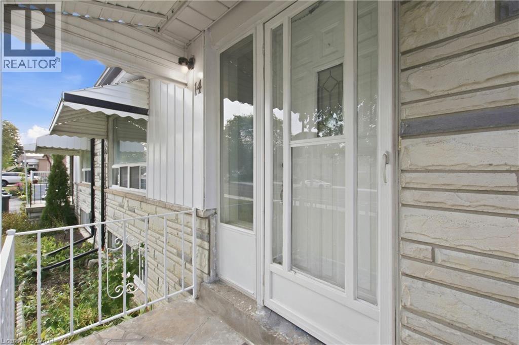 14 Avondale Boulevard, Brampton, Ontario  L6T 1H3 - Photo 4 - 40863849