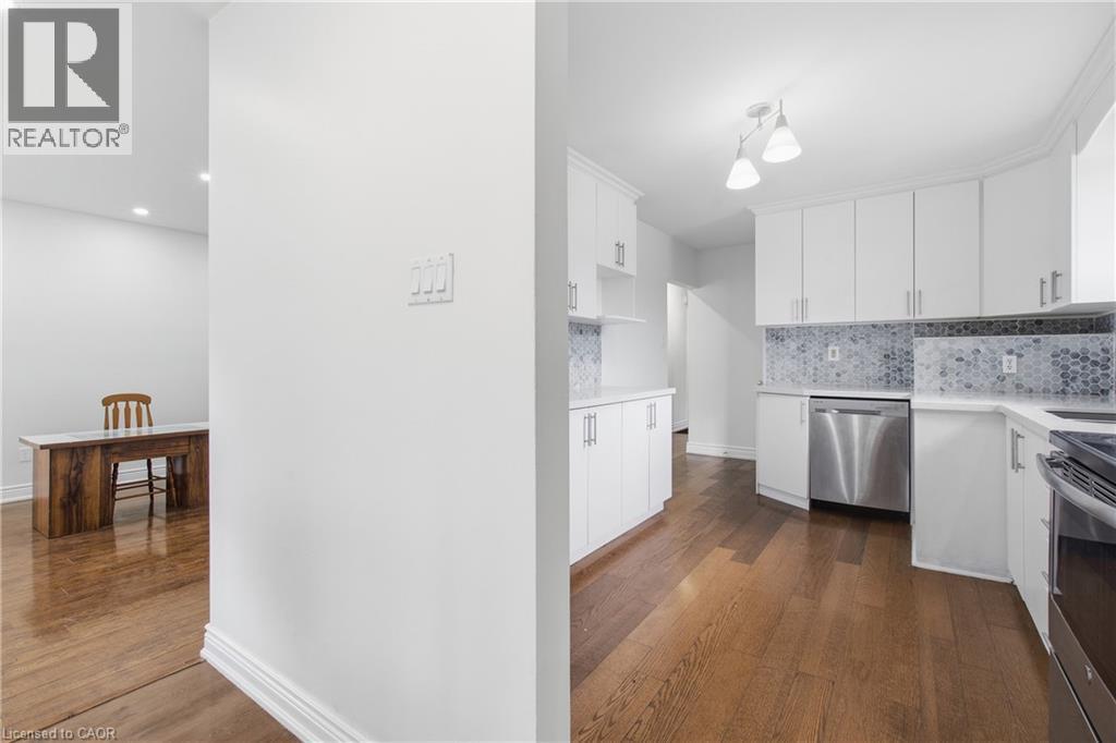 14 Avondale Boulevard, Brampton, Ontario  L6T 1H3 - Photo 8 - 40863849