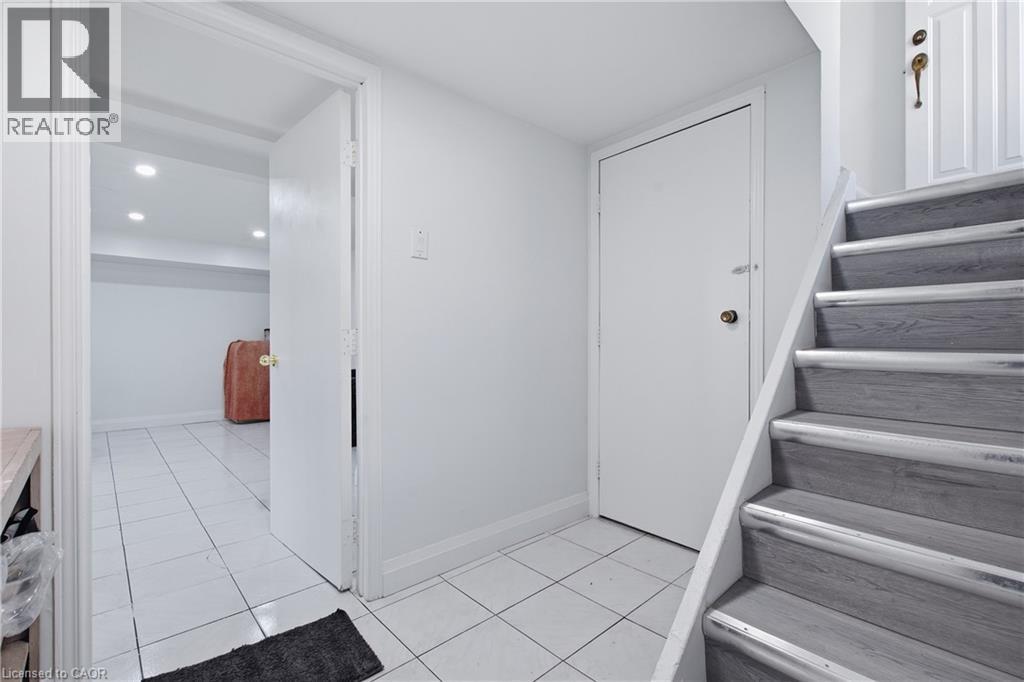 14 Avondale Boulevard, Brampton, Ontario  L6T 1H3 - Photo 27 - 40863849