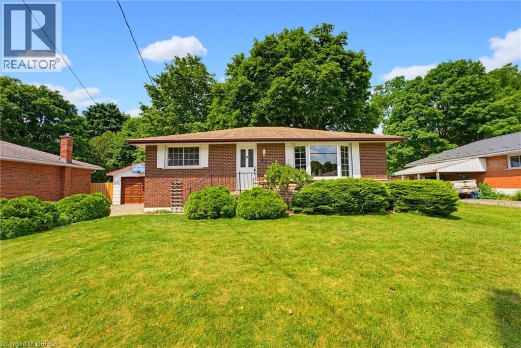 87 Ball Street, Paris, Ontario  N3L 1X7 - Photo 1 - 40864621