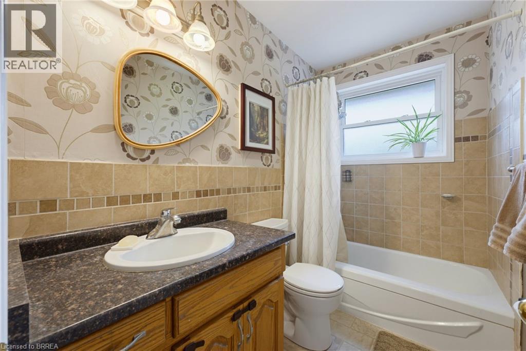 87 Ball Street, Paris, Ontario  N3L 1X7 - Photo 15 - 40864621