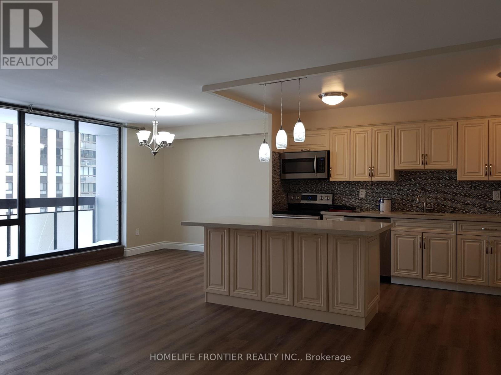 914 - 177 Linus Road, Toronto, Ontario  M2J 4S5 - Photo 2 - C13801518