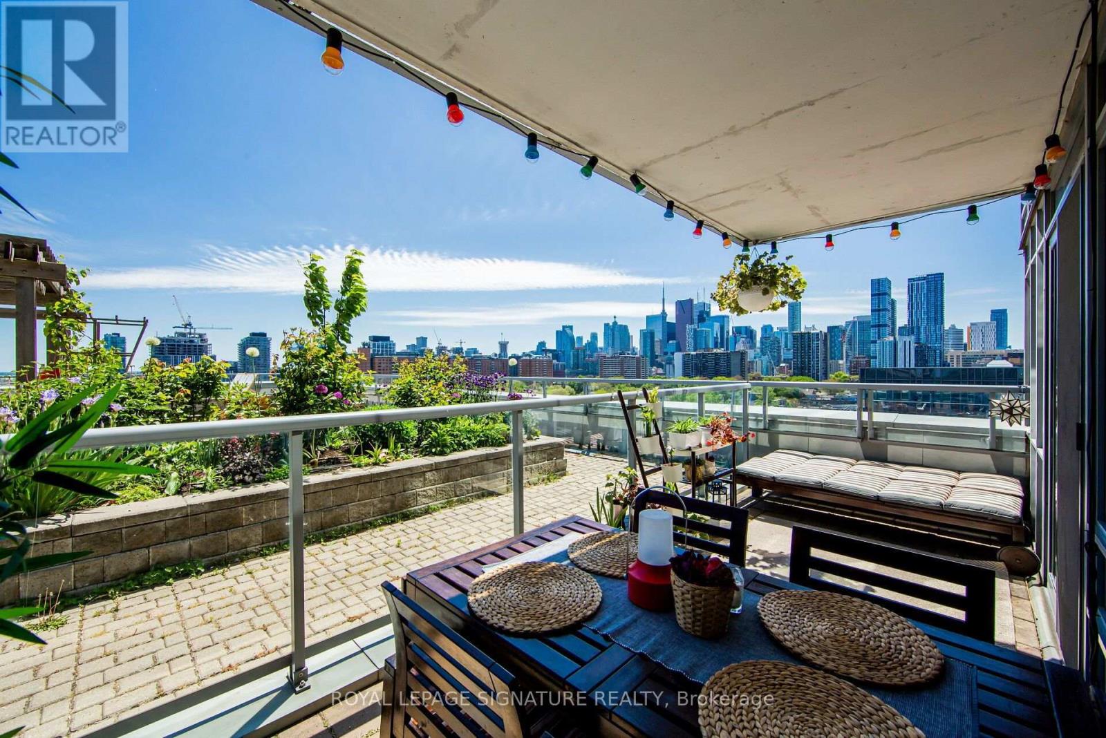 1007 - 25 COLE STREET, Toronto, Ontario