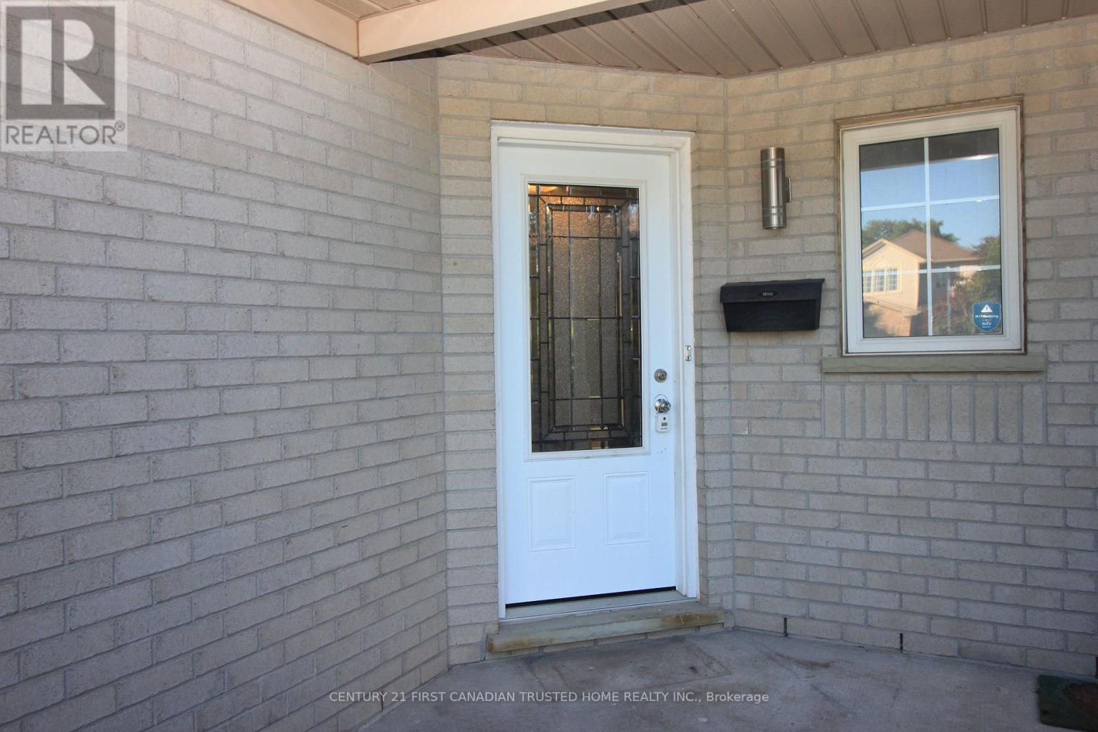 199 Emerald Road, London South, Ontario  N6B 2V3 - Photo 4 - X13699430
