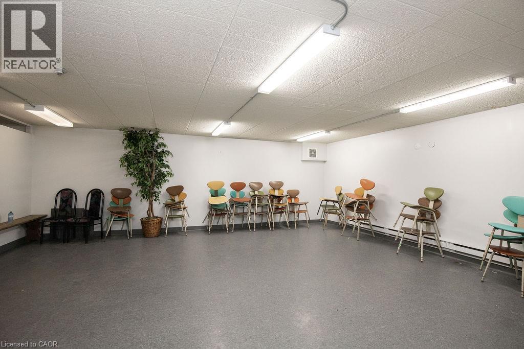 71 Vanier Drive Unit# 110, Kitchener, Ontario N2C 1J4 - Photo 36 - 40857539