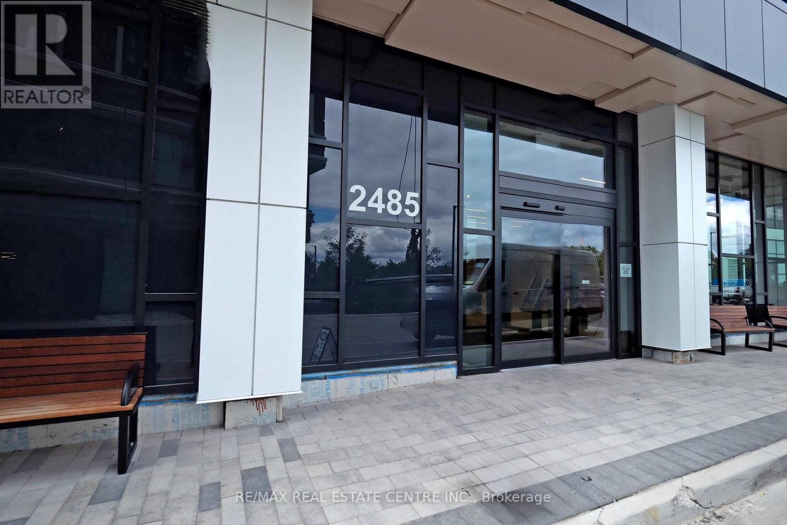 1221 - 2485 Eglinton Avenue W, Mississauga, Ontario  L5M 2V8 - Photo 4 - W13801550