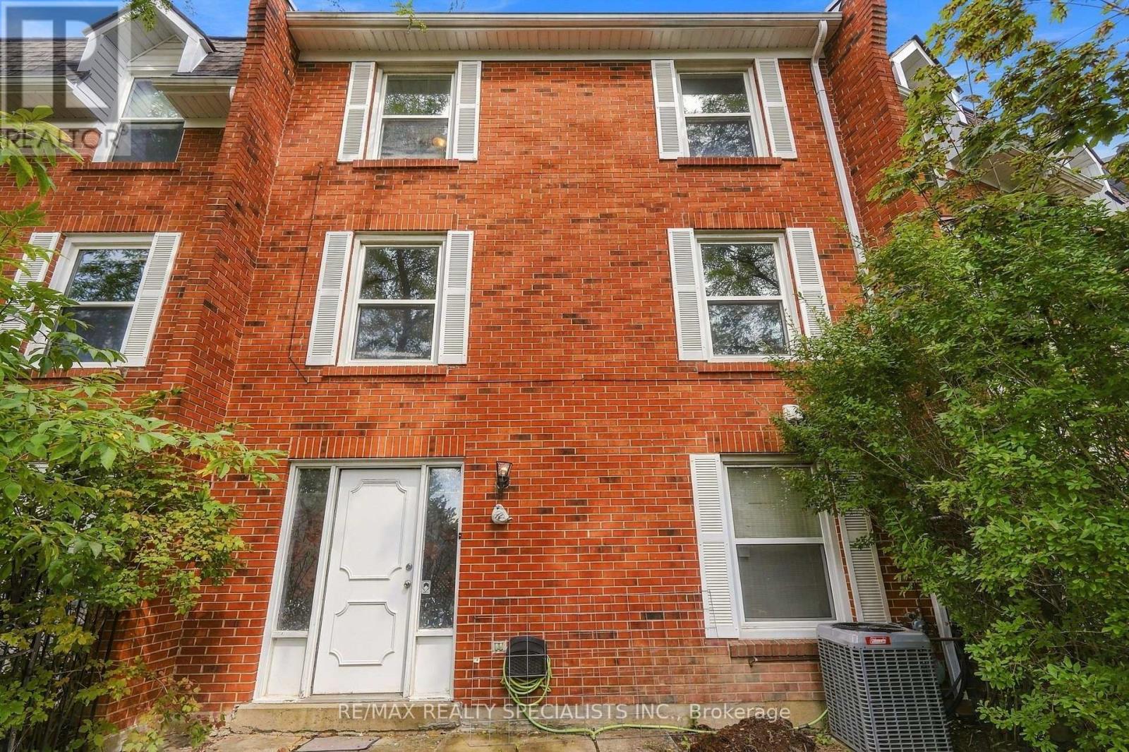 117 - 333 Meadows Boulevard, Mississauga, Ontario  L4Z 1G9 - Photo 2 - W13801590
