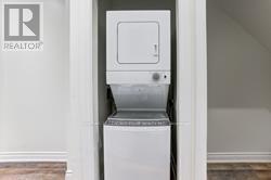Main - 190 Marion Street, Toronto, Ontario  M6R 1E8 - Photo 11 - W13801600