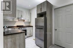 Main - 190 Marion Street, Toronto, Ontario  M6R 1E8 - Photo 3 - W13801600