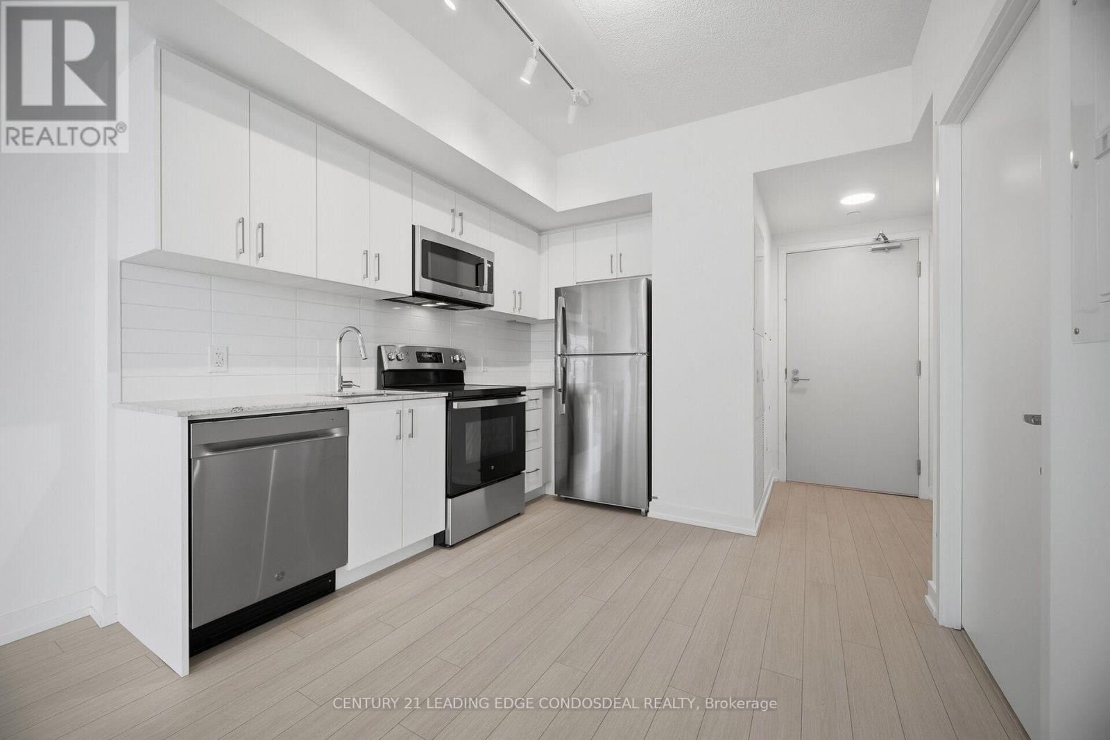 1605 - 4010 Eglinton Avenue W, Toronto, Ontario  M9A 0G5 - Photo 11 - W13801616