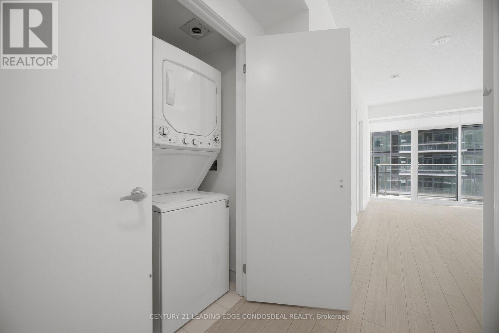 1605 - 4010 Eglinton Avenue W, Toronto, Ontario  M9A 0G5 - Photo 30 - W13801616