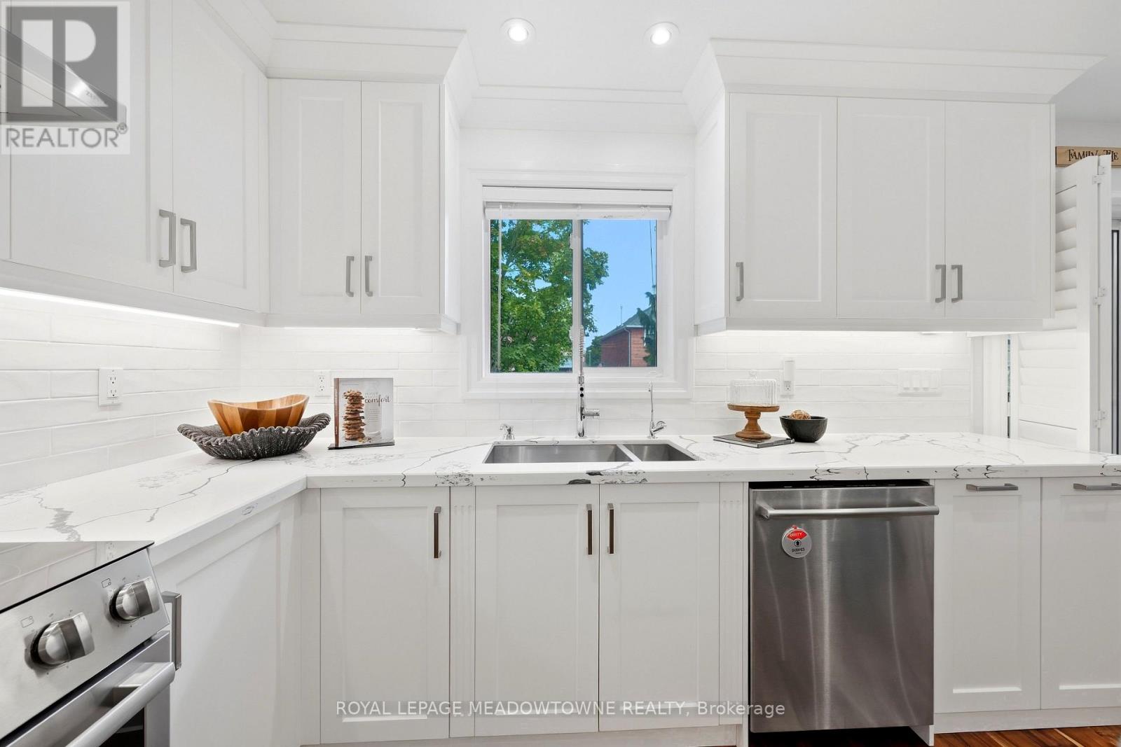 46 Chester Crescent, Halton Hills, Ontario  L7G 5W5 - Photo 15 - W13801620