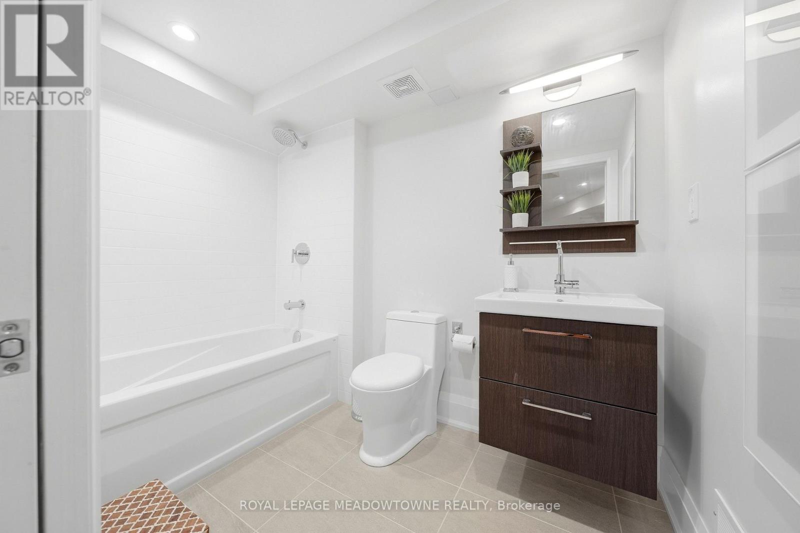 46 Chester Crescent, Halton Hills, Ontario  L7G 5W5 - Photo 43 - W13801620