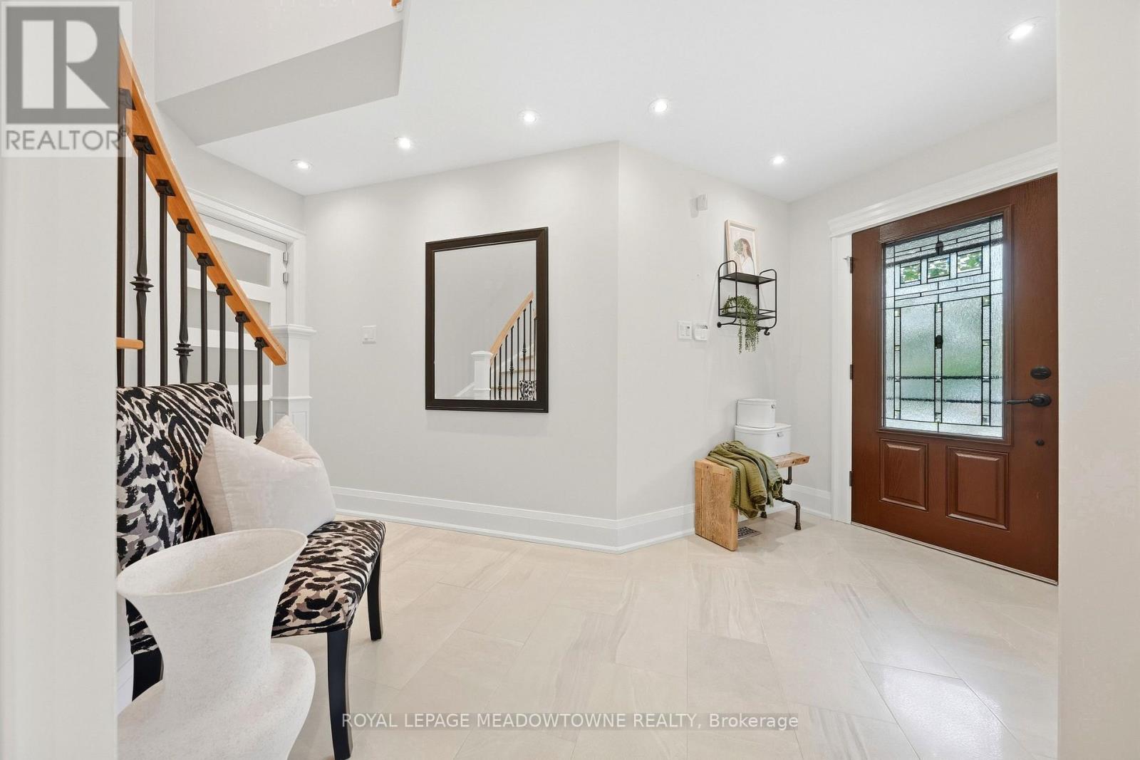 46 Chester Crescent, Halton Hills, Ontario  L7G 5W5 - Photo 5 - W13801620