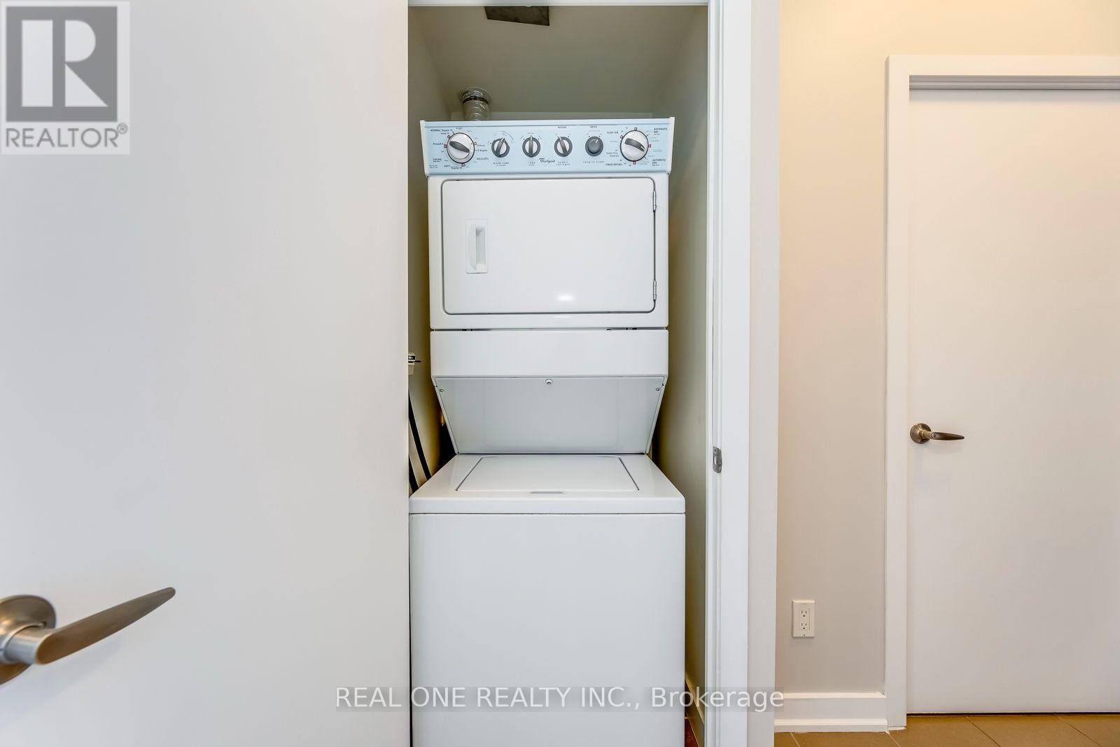 3607 - 4070 Confederation Parkway, Mississauga, Ontario  L5B 0E9 - Photo 27 - W13801622