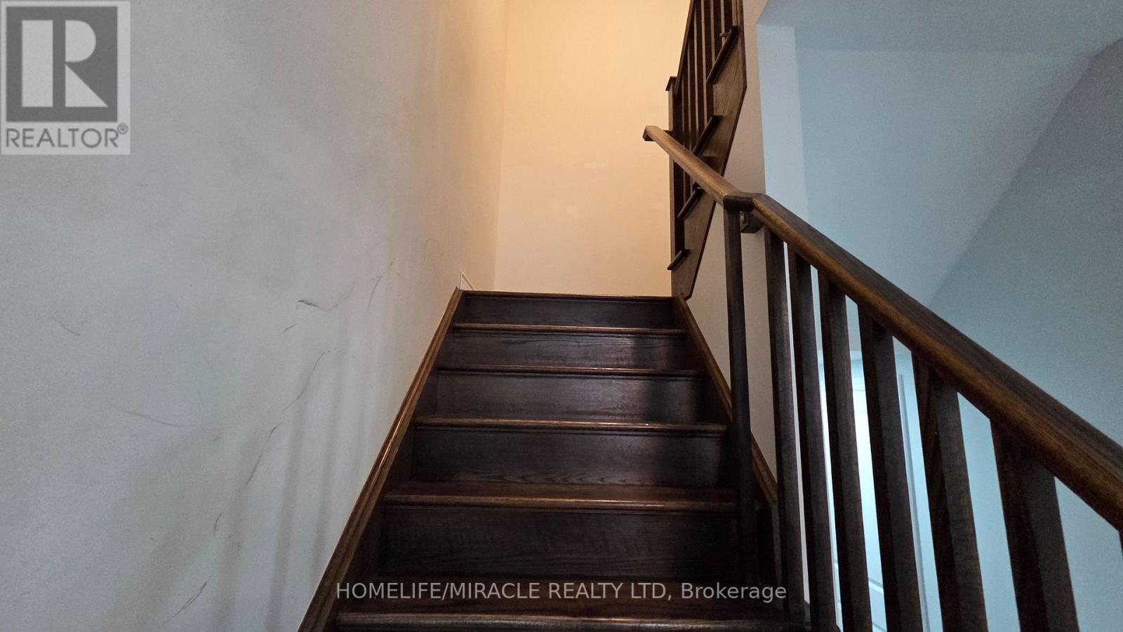 19 Belgium Crescent, Brampton, Ontario  L7A 4R2 - Photo 11 - W13801642