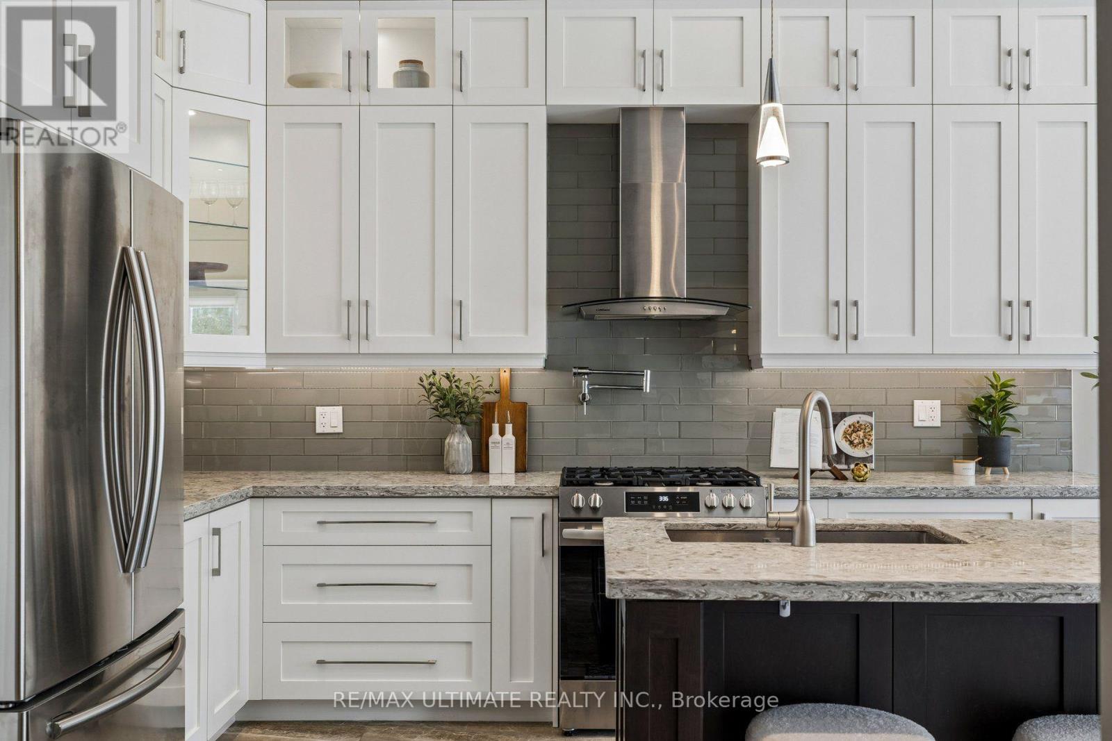 218 Delta Street, Toronto, Ontario  M8W 4E6 - Photo 14 - W13801672