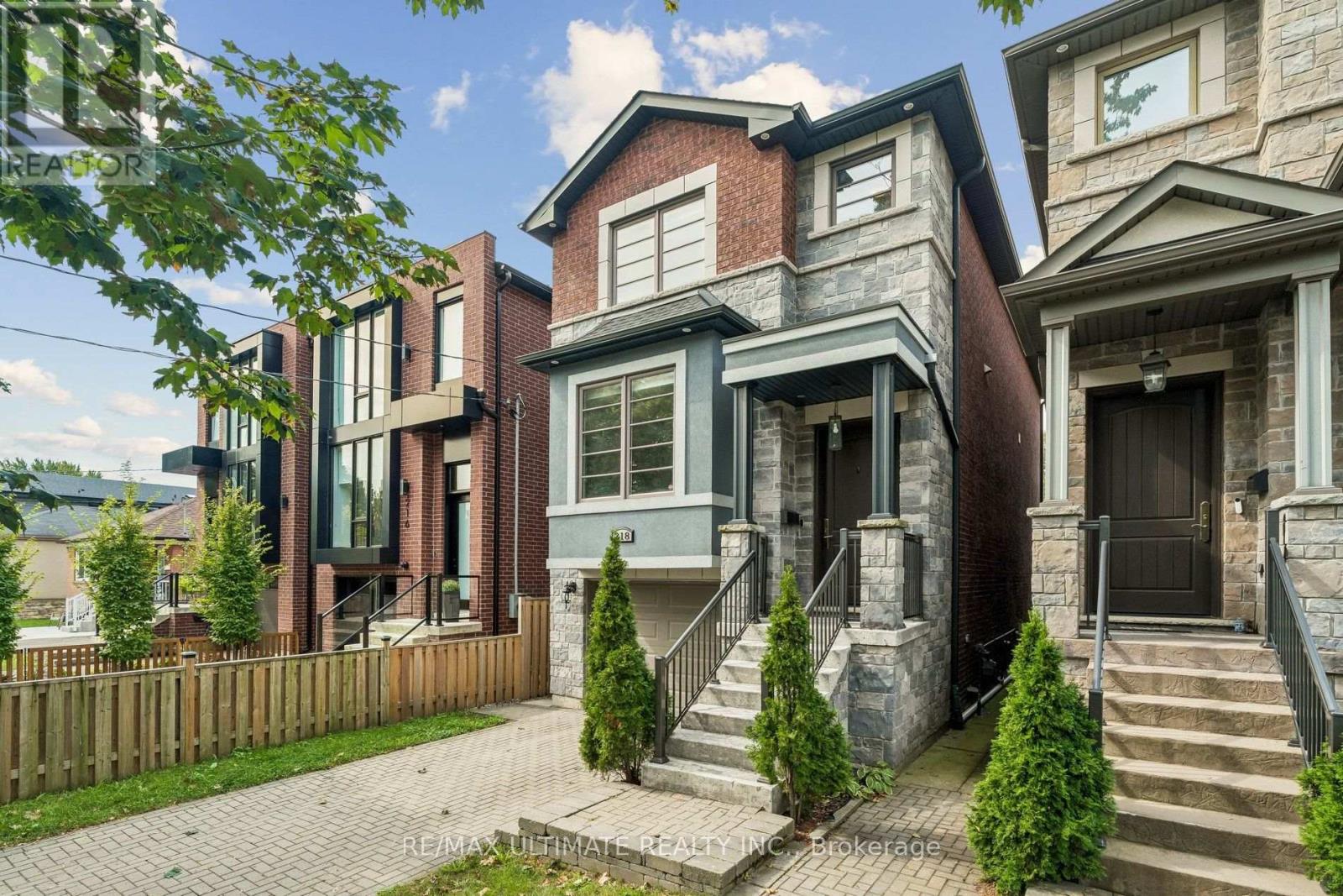 218 Delta Street, Toronto, Ontario  M8W 4E6 - Photo 3 - W13801672