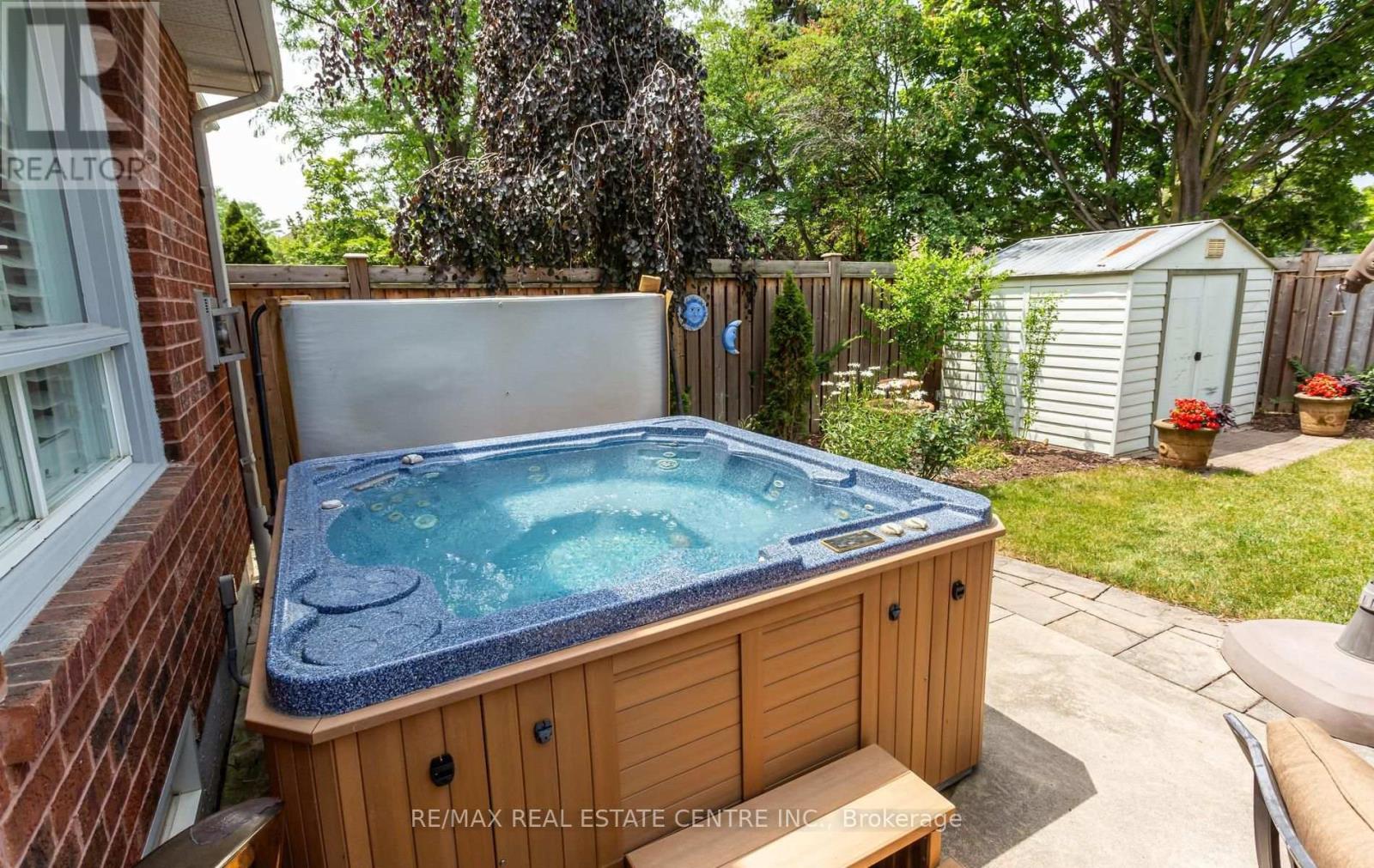 40 Hepburn Crescent N, Halton Hills, Ontario  L7G 5P8 - Photo 42 - W13801674