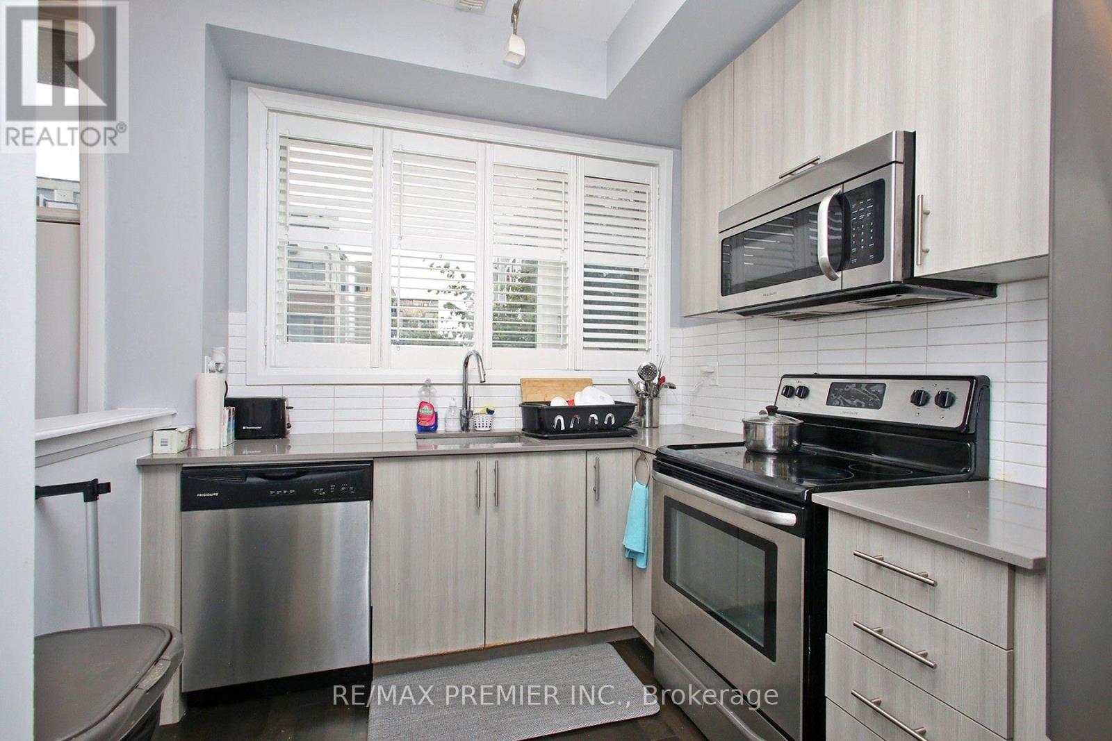 152 Frederick Tisdale Drive, Toronto, Ontario  M3K 0A8 - Photo 12 - W13801676