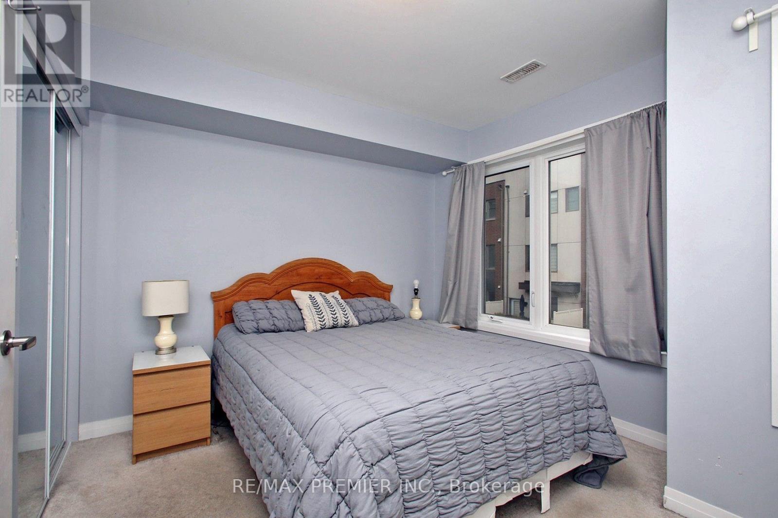 152 Frederick Tisdale Drive, Toronto, Ontario  M3K 0A8 - Photo 23 - W13801676